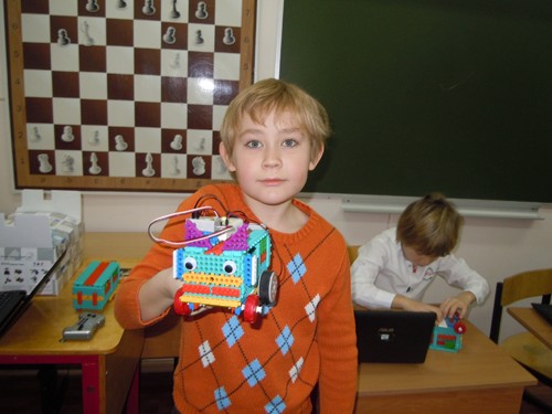 Робототехника. Автобус.