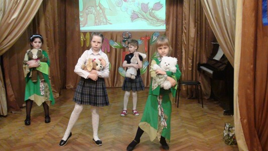 8 марта. Начальная школа.