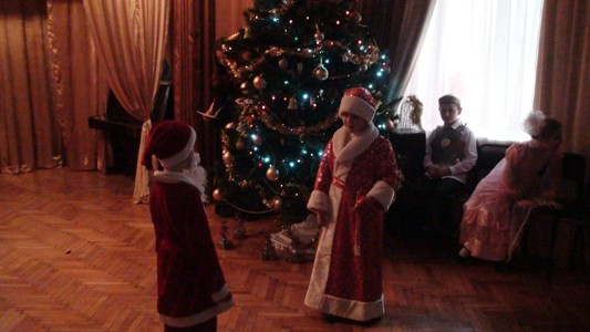 Новогодний бал в 1 - 2 классах